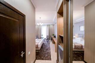 Отель Oasis Residence Бишкек Большой двухместный номер с 1 кроватью-6